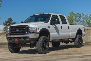 Ford F-550 Super Duty Nerf Steps - Rough Country - 3-Inch Tube, Crew Cab - '99-'16